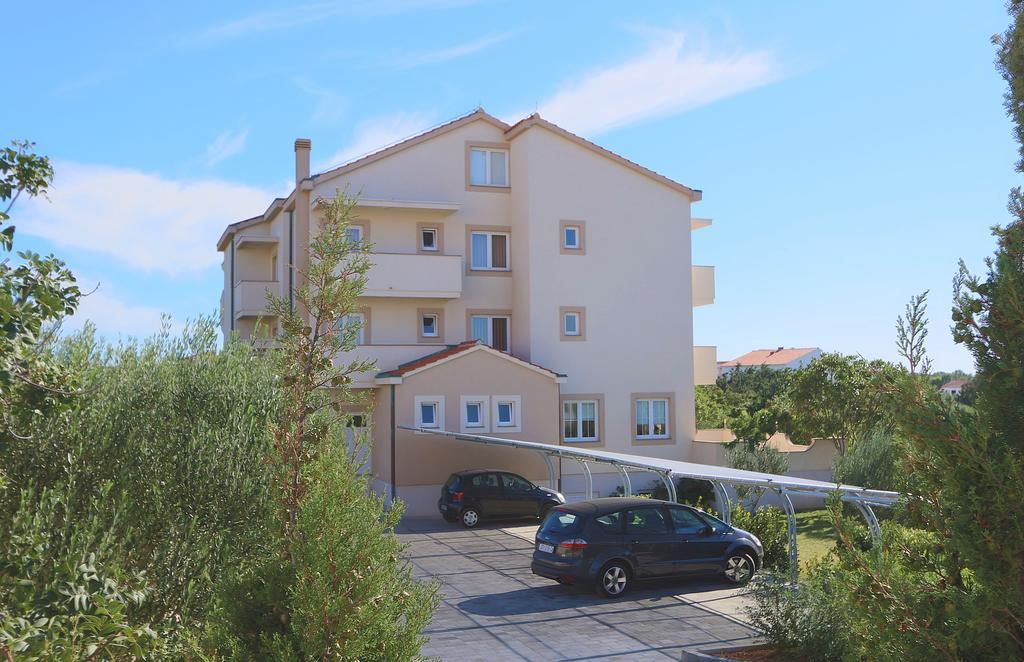 Bed & Breakfast Jugo Novalja Εξωτερικό φωτογραφία