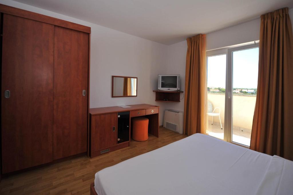 Bed & Breakfast Jugo Novalja Εξωτερικό φωτογραφία